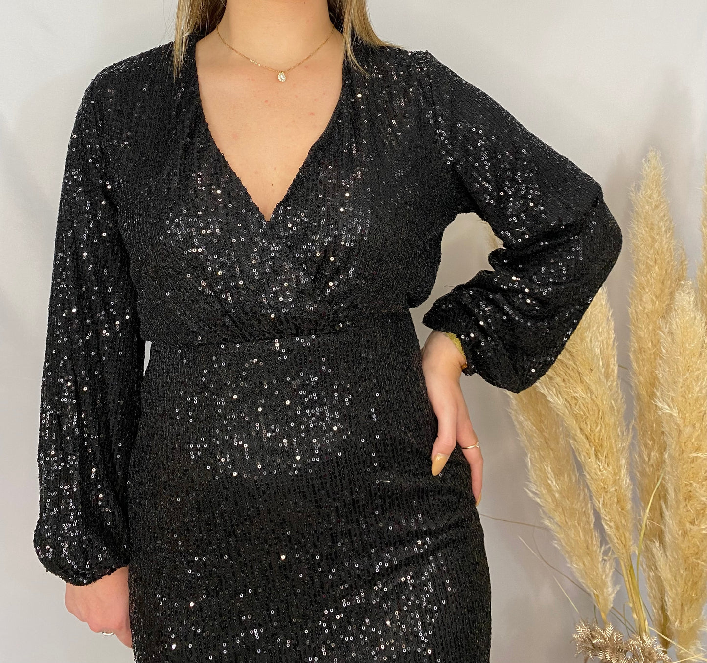 Robe à paillettes noire